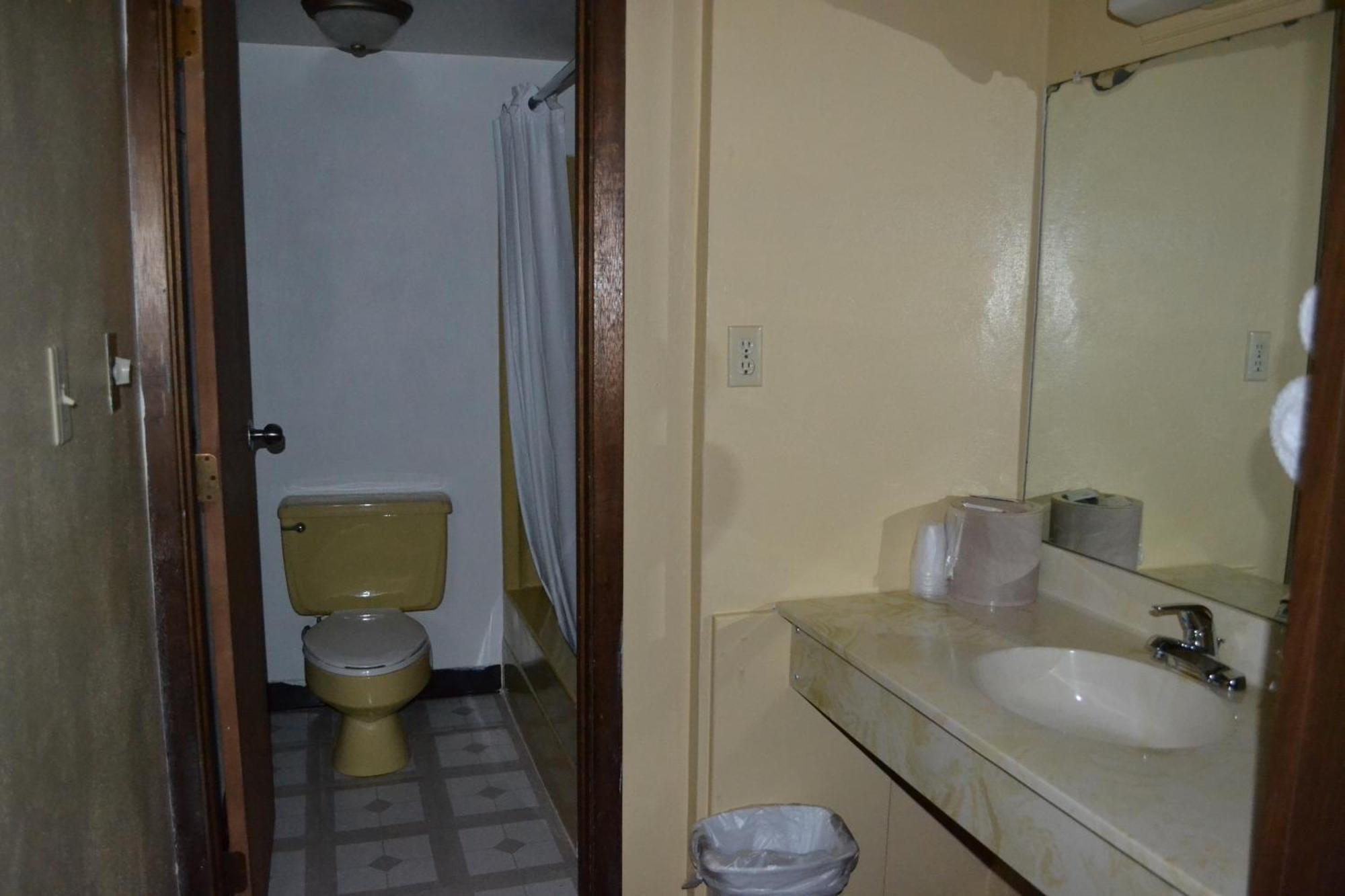 Budget Inn Motel Storm Lake Ngoại thất bức ảnh